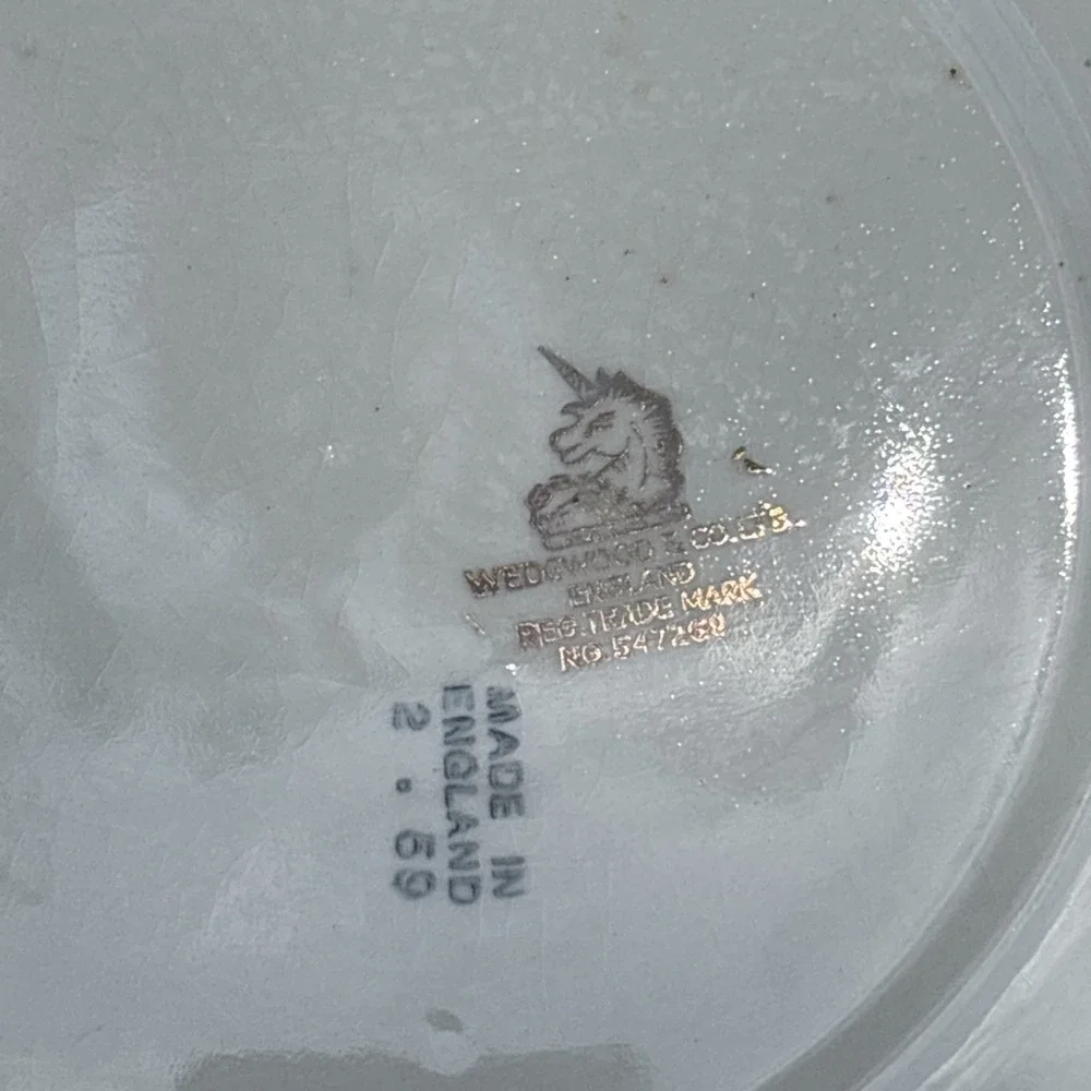 Wedgwood plates ww4